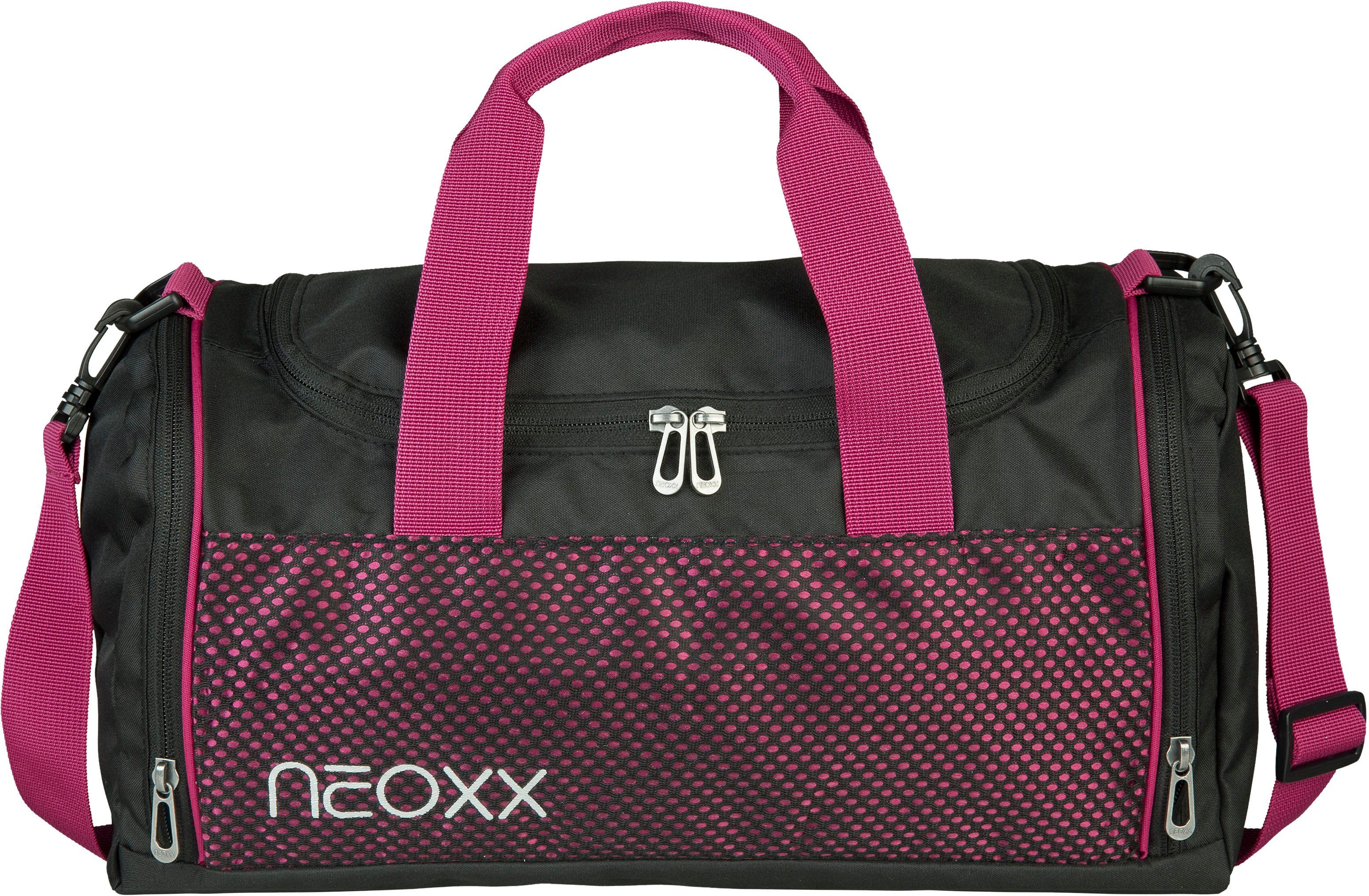 neoxx Sporttasche Champ, Crazy in Mesh, zum Teil aus recyceltem Material