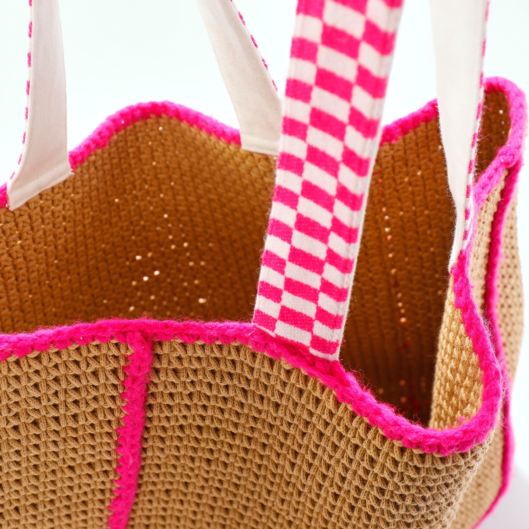 Sac cabas effet crochet finitions contrastées