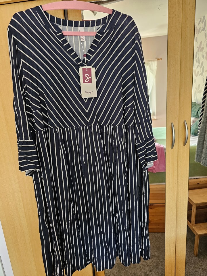 sheego Kleid in marine gestreift günstig kaufen 46