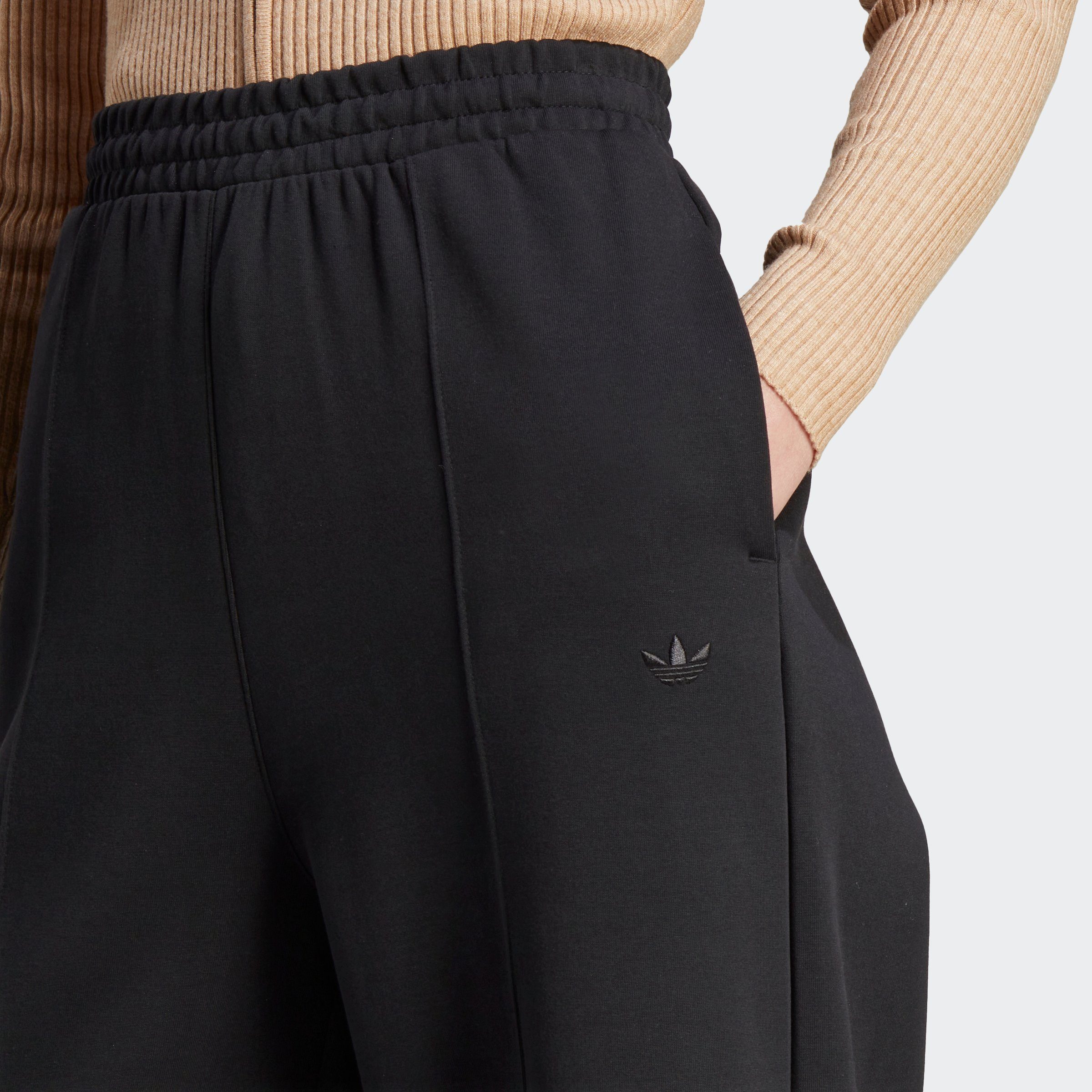 adidas Originals Sporthose PREMIUM ESSENTIALS WIDELEG PINTUCK HOSE (1-tlg)