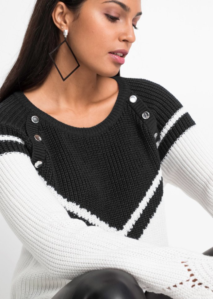 Pullover mit Knöpfen