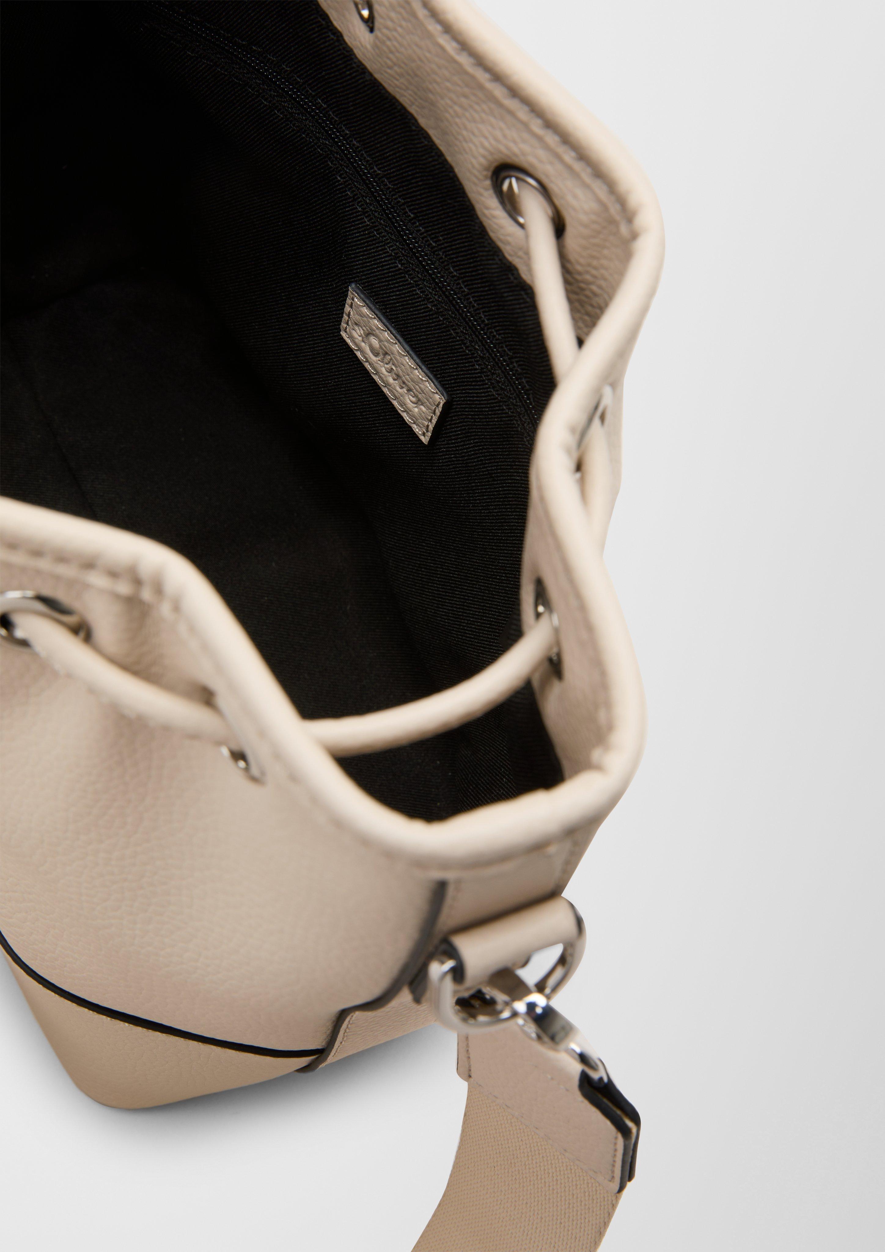 Shoulder Bag aus Lederimitat  2129942-9042