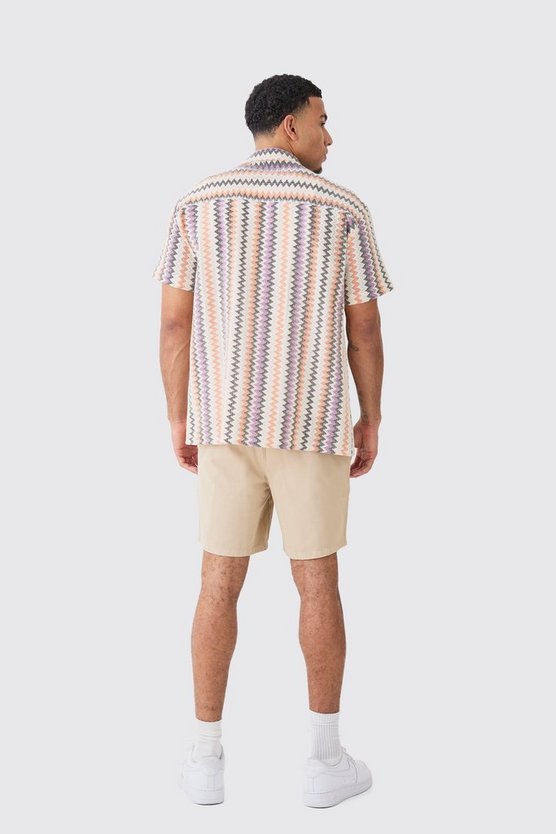 Kurze lockere Shorts in Stone