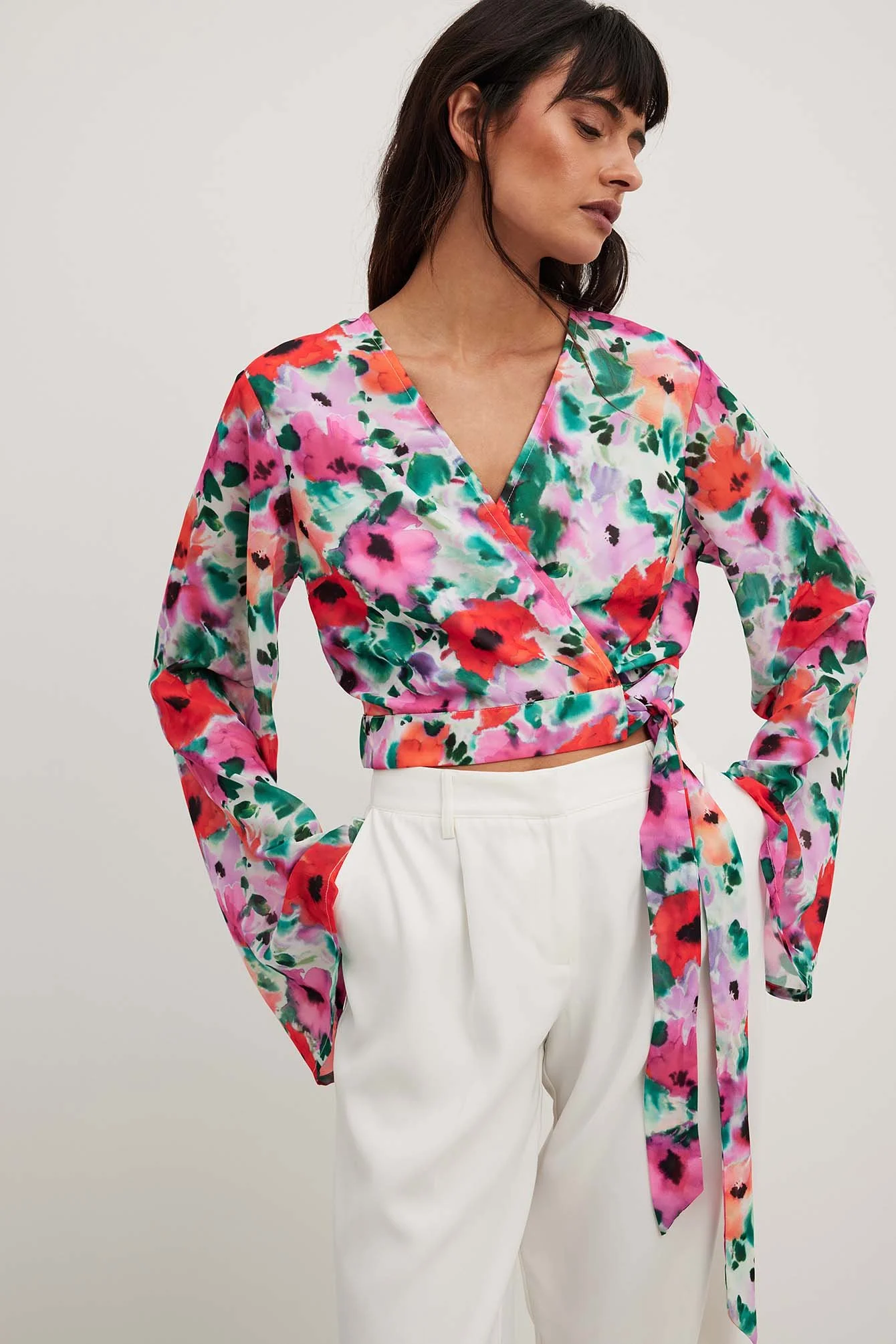 Bedruckte Chiffonbluse mit Trompetenärmeln