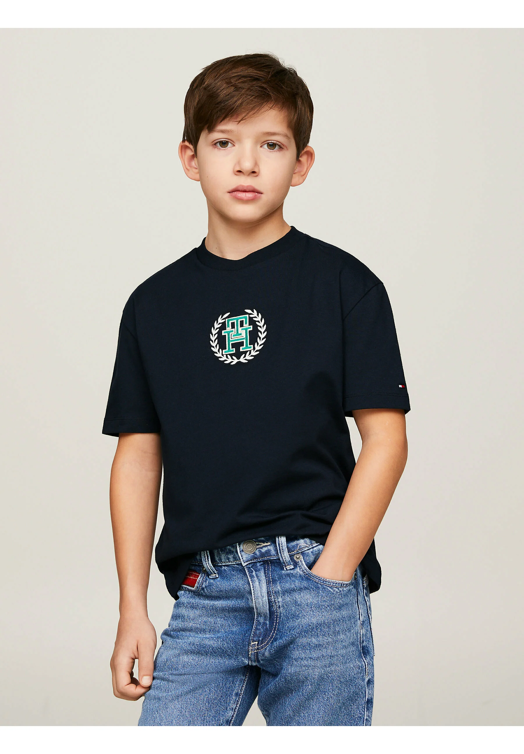 Camiseta con estampado del logotipo del escudo del monograma de Tommy Hilfiger