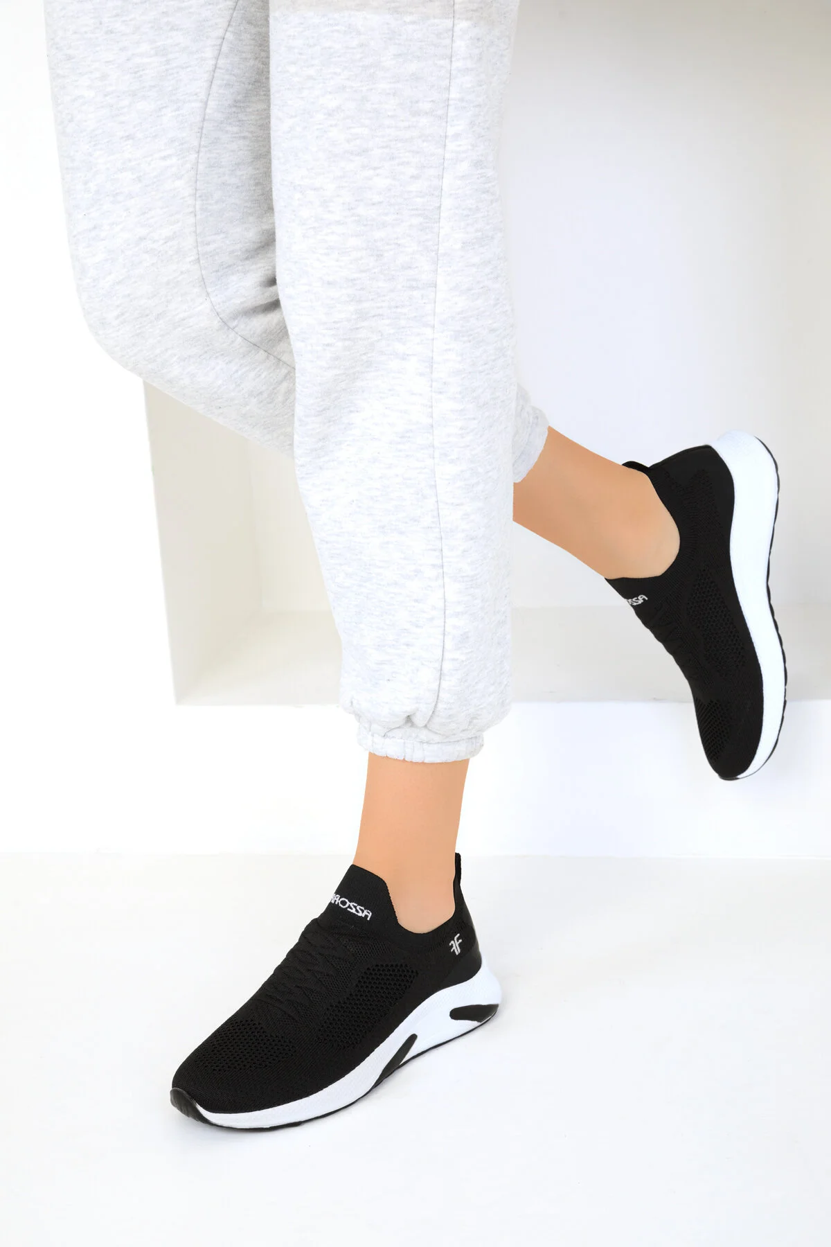 SOHO  Schwarze Damen Sneakers 16979