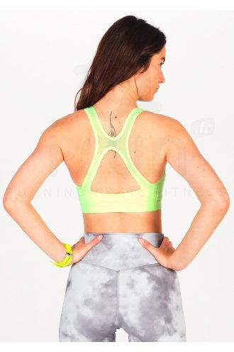 Nike Dri-Fit Swoosh Icon Clash