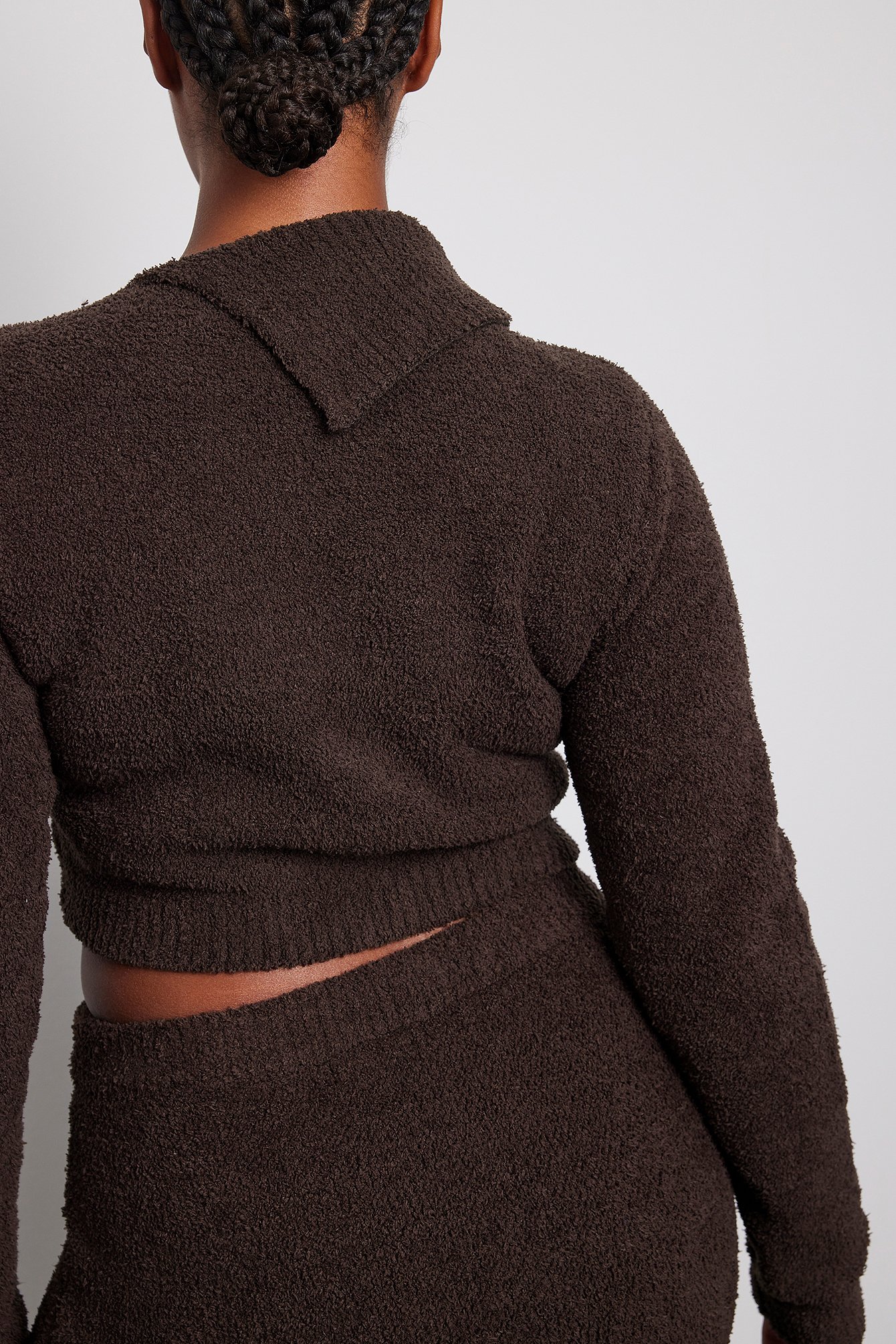 Flauschiger, kurzer Strickpullover