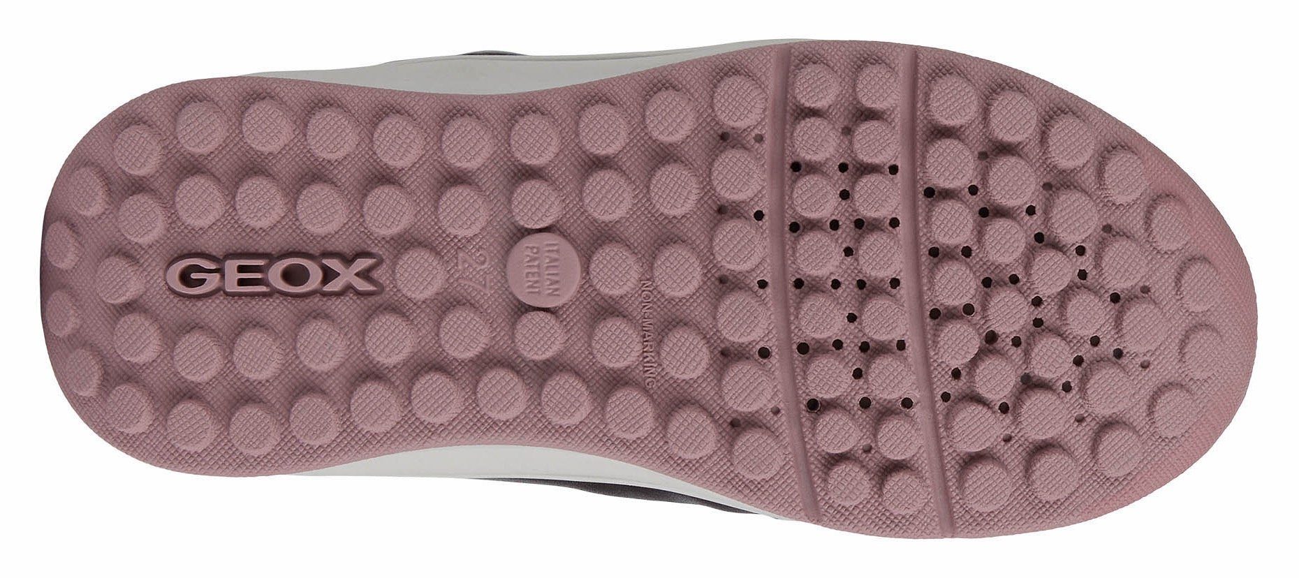 Geox Winterstiefel mit hübschem Sternchenmuster