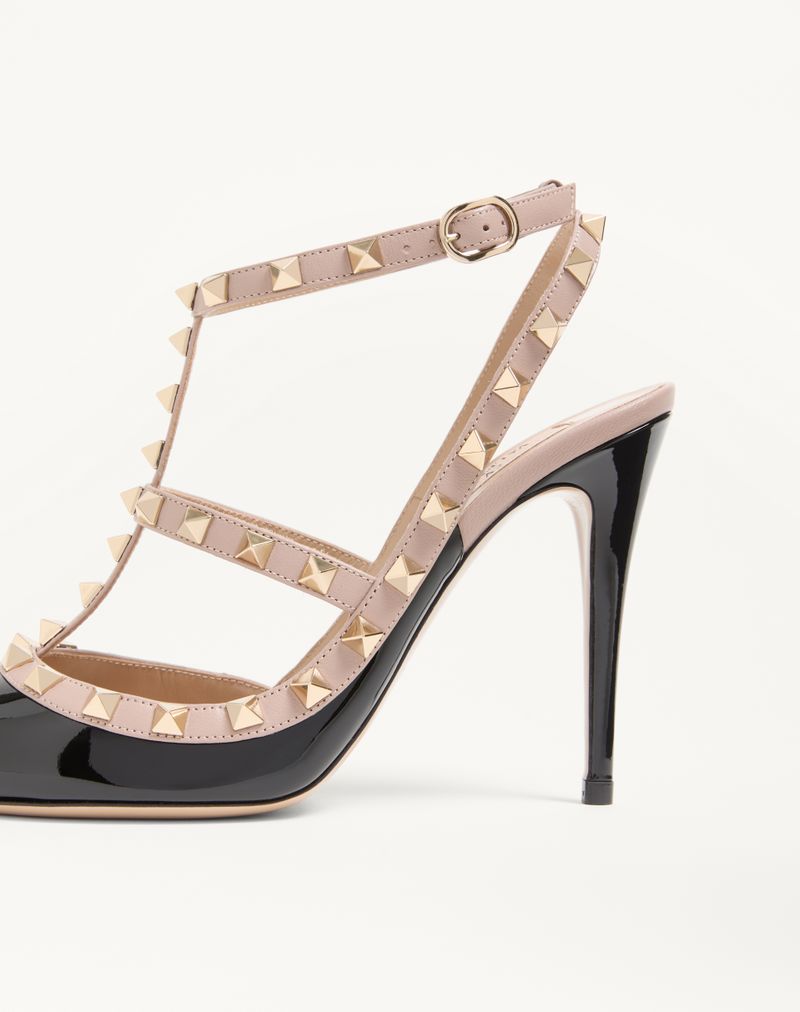 Rockstud patent pumps med 100 mm stropper