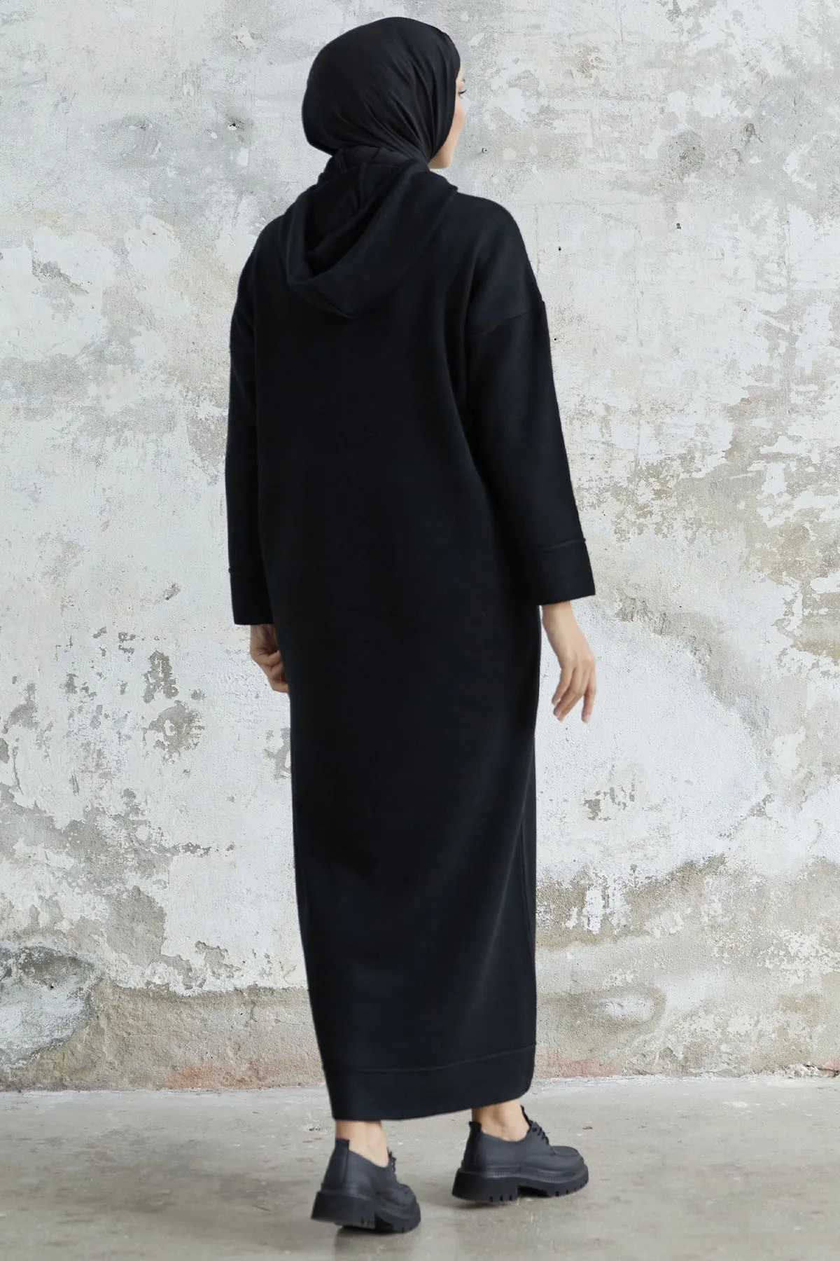 InStyle  İvona Kapuzen-Strickkleid – Schwarz