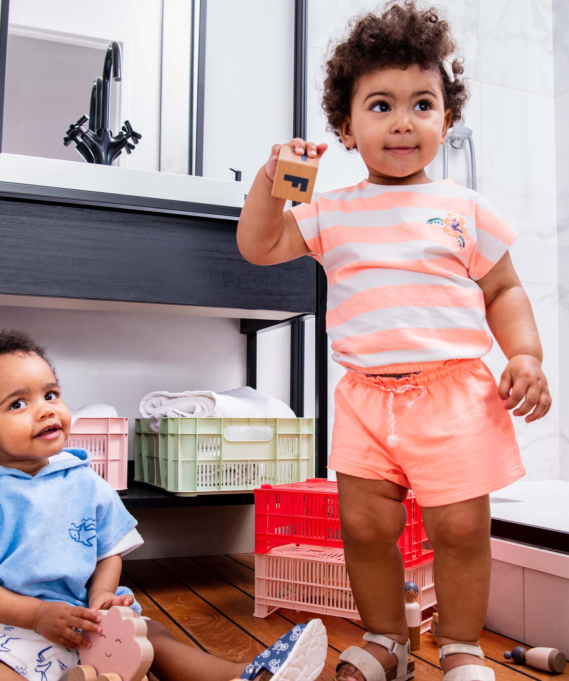Short bébé fille avec taille élastique froncée rose | GEMO