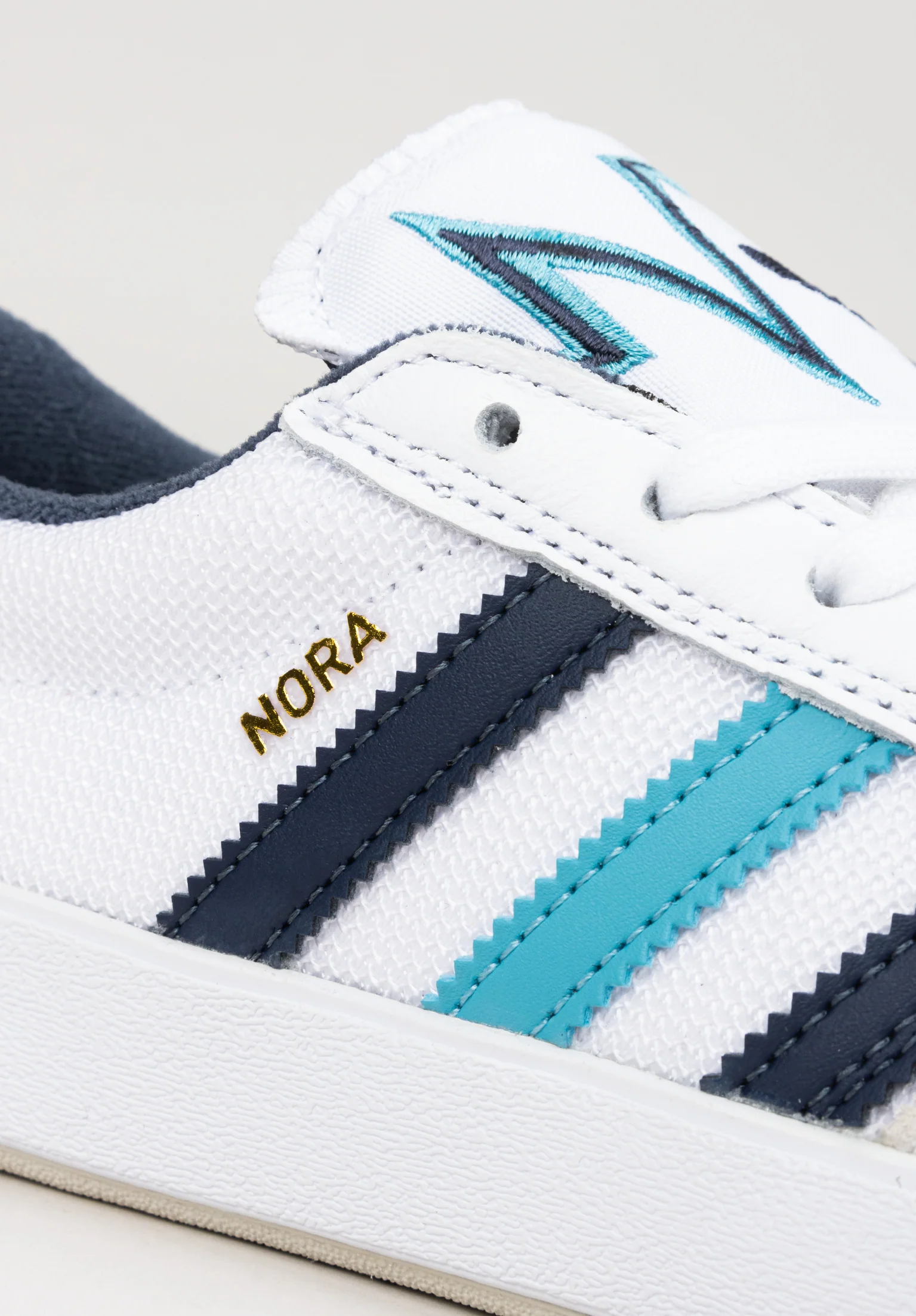 Nora