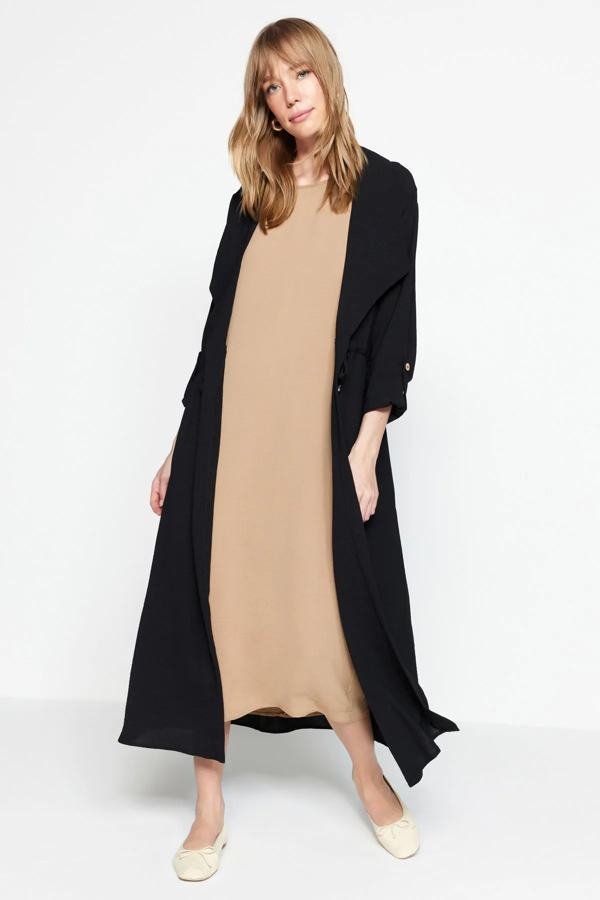 Trendyol Modest  Schwarz-Beige 2er-Pack Unterwäsche Aerobin Woven Lining Dress TCTSS23EB00146