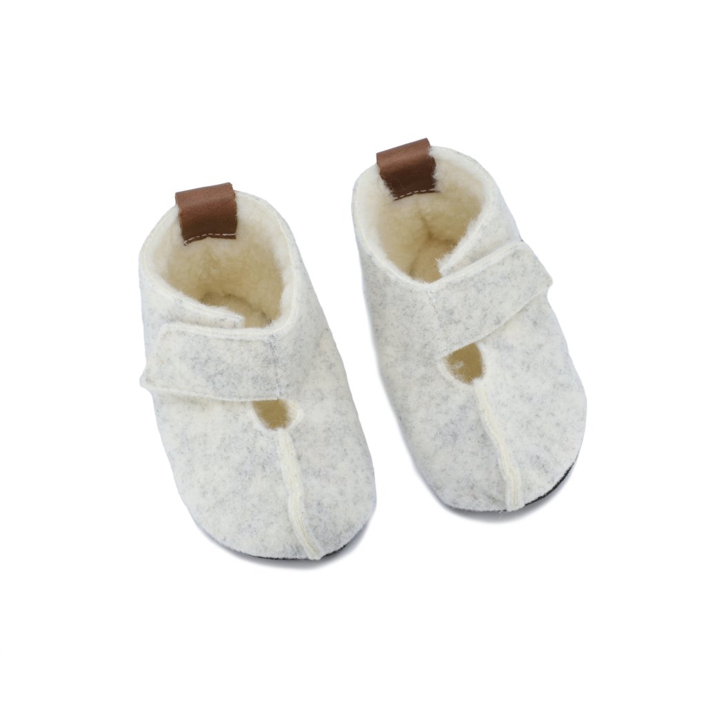OmaKing Felt Slippers Kaku White Krabbelschuhe