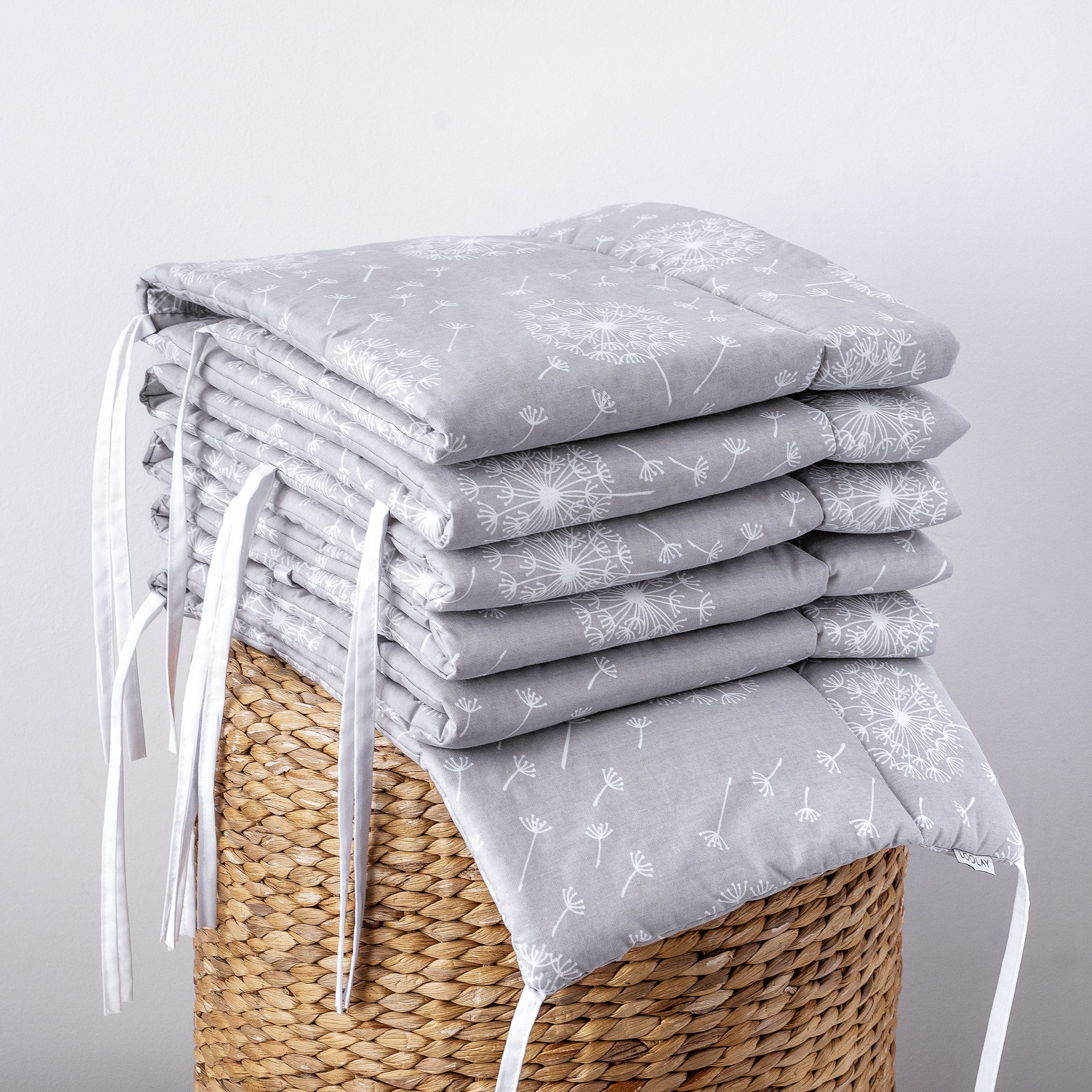 Loolay Bettnestchen GRAU WEIß Baumwolle BETTUMRANDUNG Babybett 420, 360, 210, 180 x 30cm, (Babynest Umrandung Kopfschutz Kantenschutz Baby, 100% Baumwolle Babybett Bettschutzgitter Umrandung), LOOLAY® - 100% Europäische Stoffe und Kleinserien-Nähen!