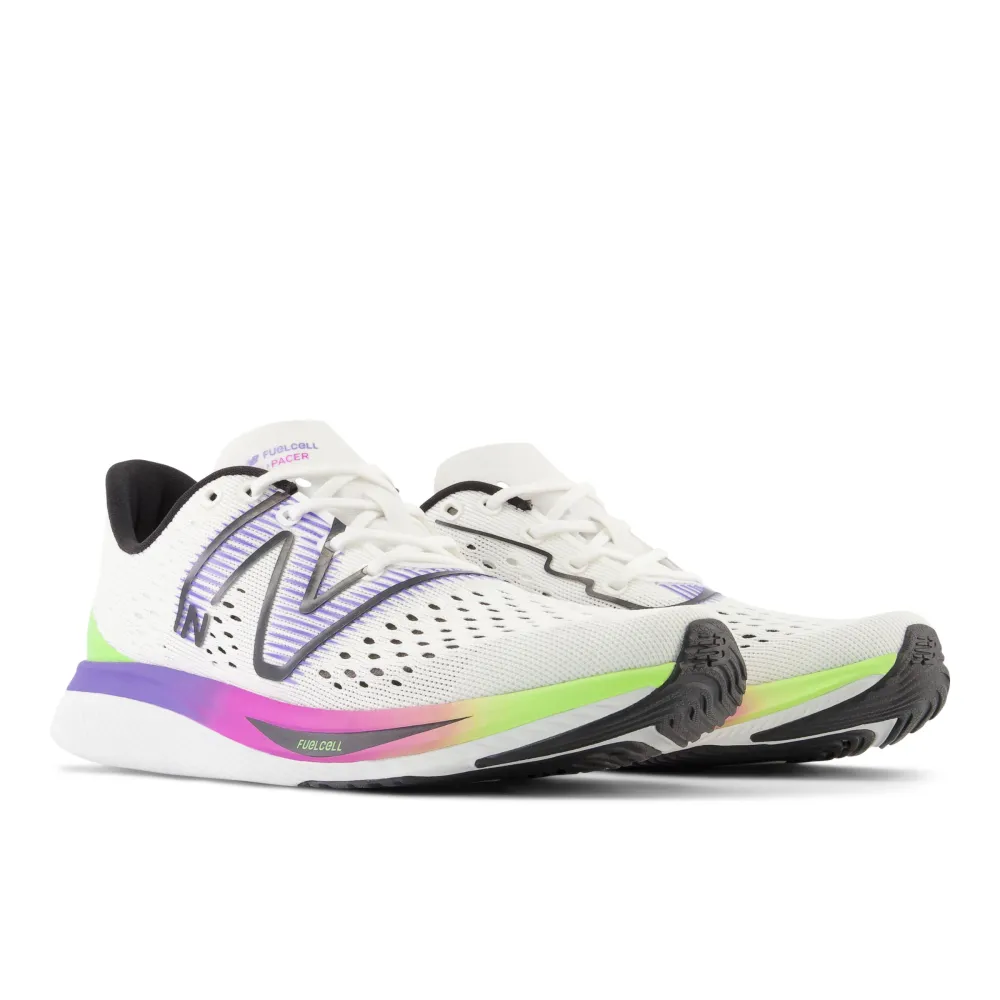 New Balance FuelCell SuperComp Pacer WFCRRCM / weiss