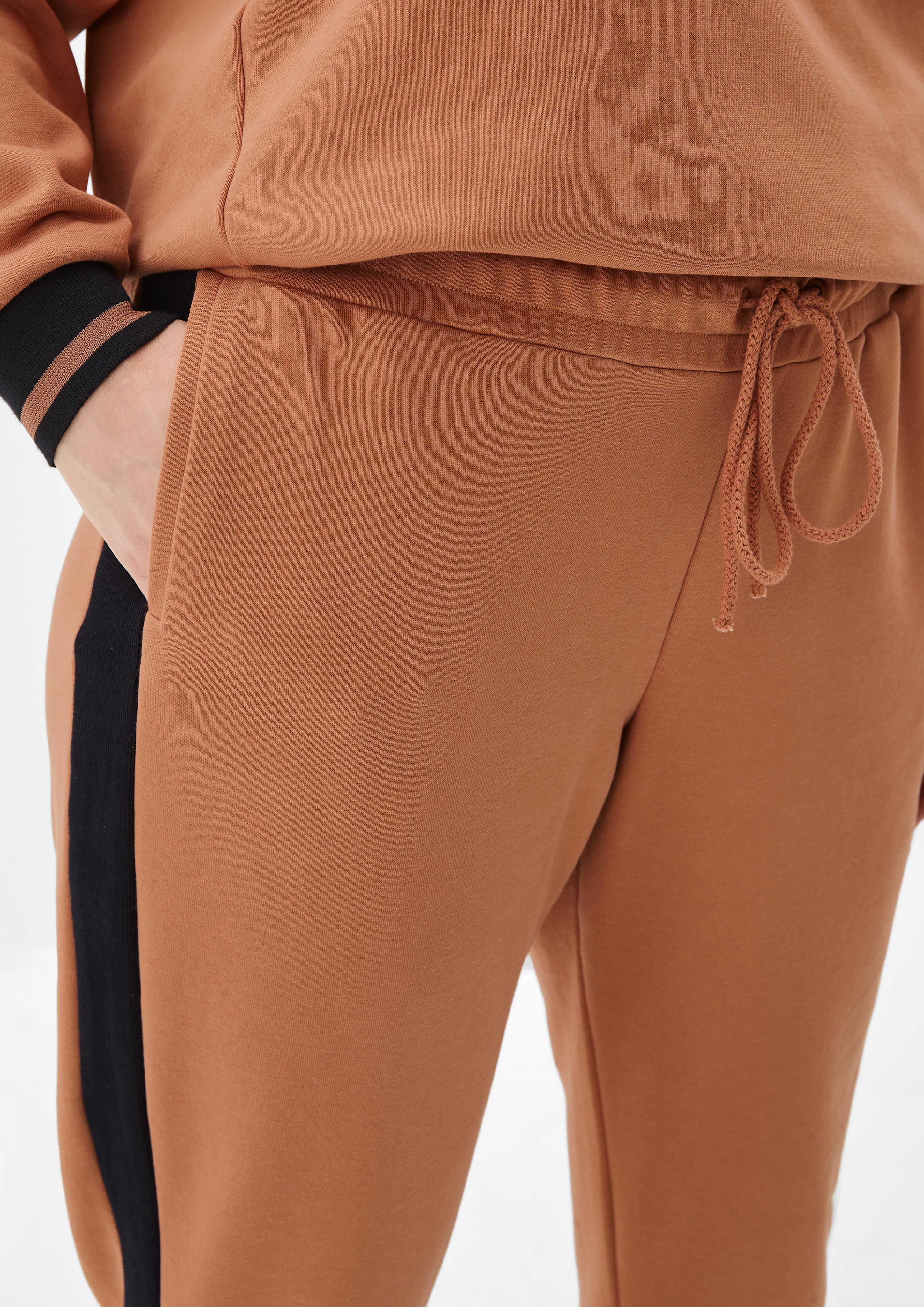 Sweatpants mit Galonstreifen  2122033-8748