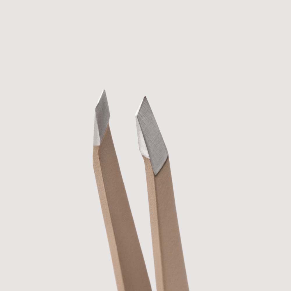 Browly Tweezer Slanted