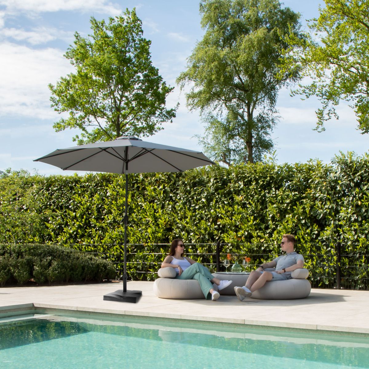 VONROC Premium Recanati Ø300 cm Sonnenschirm mit Fuß