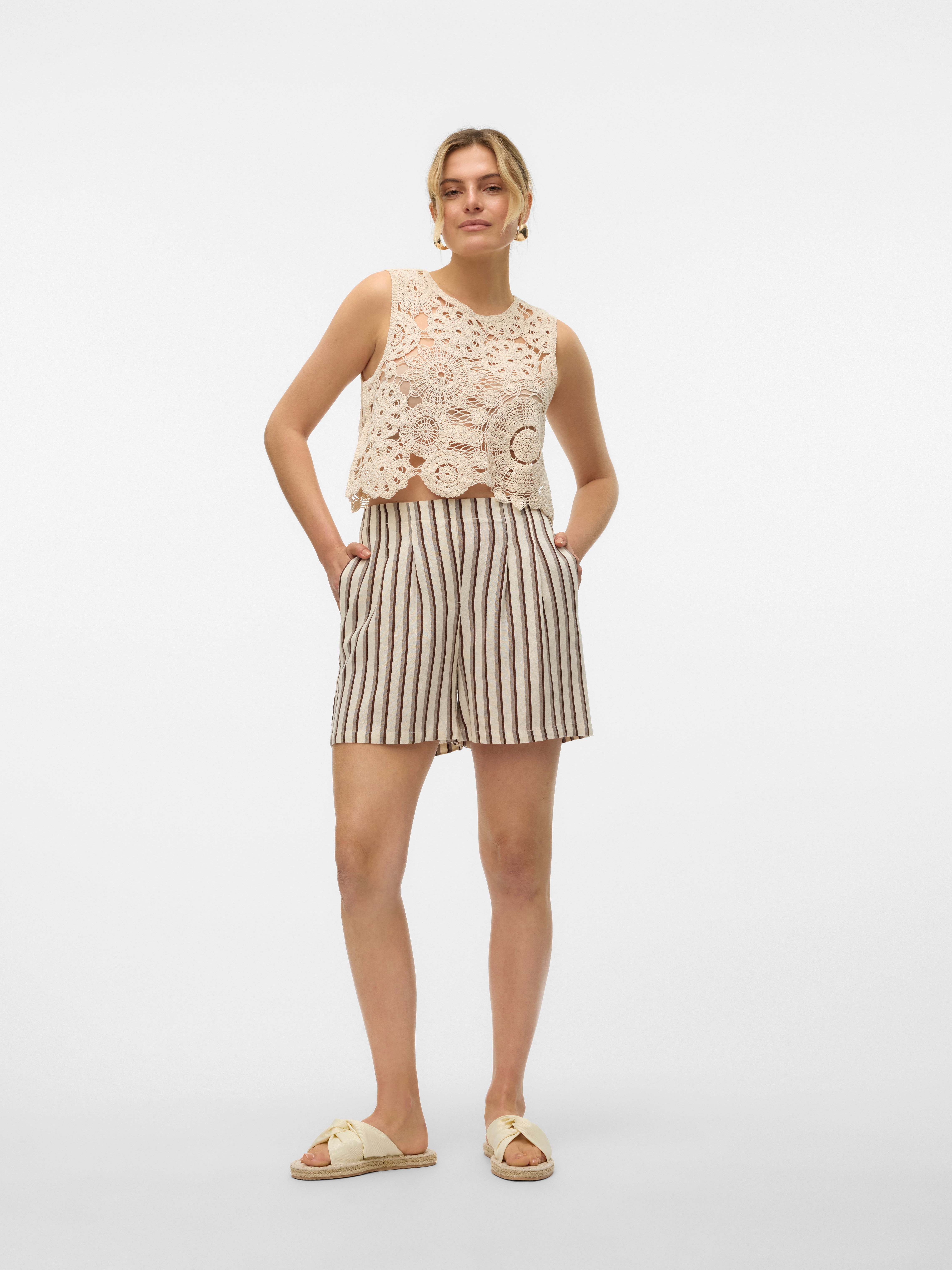 VMJESMILO Shorts