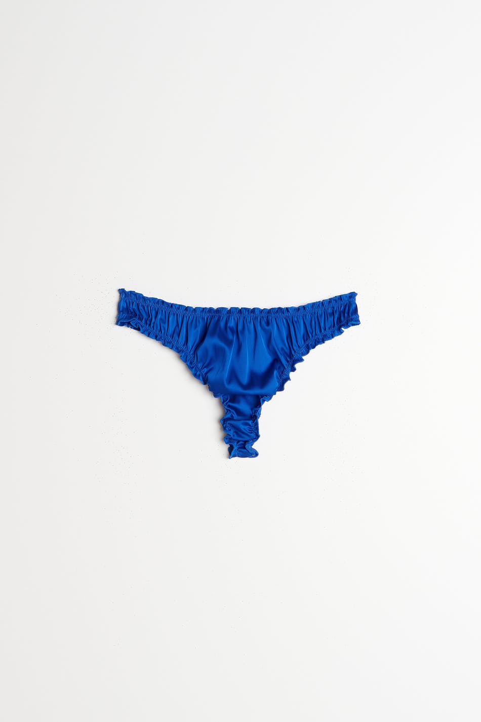 Eva satin string