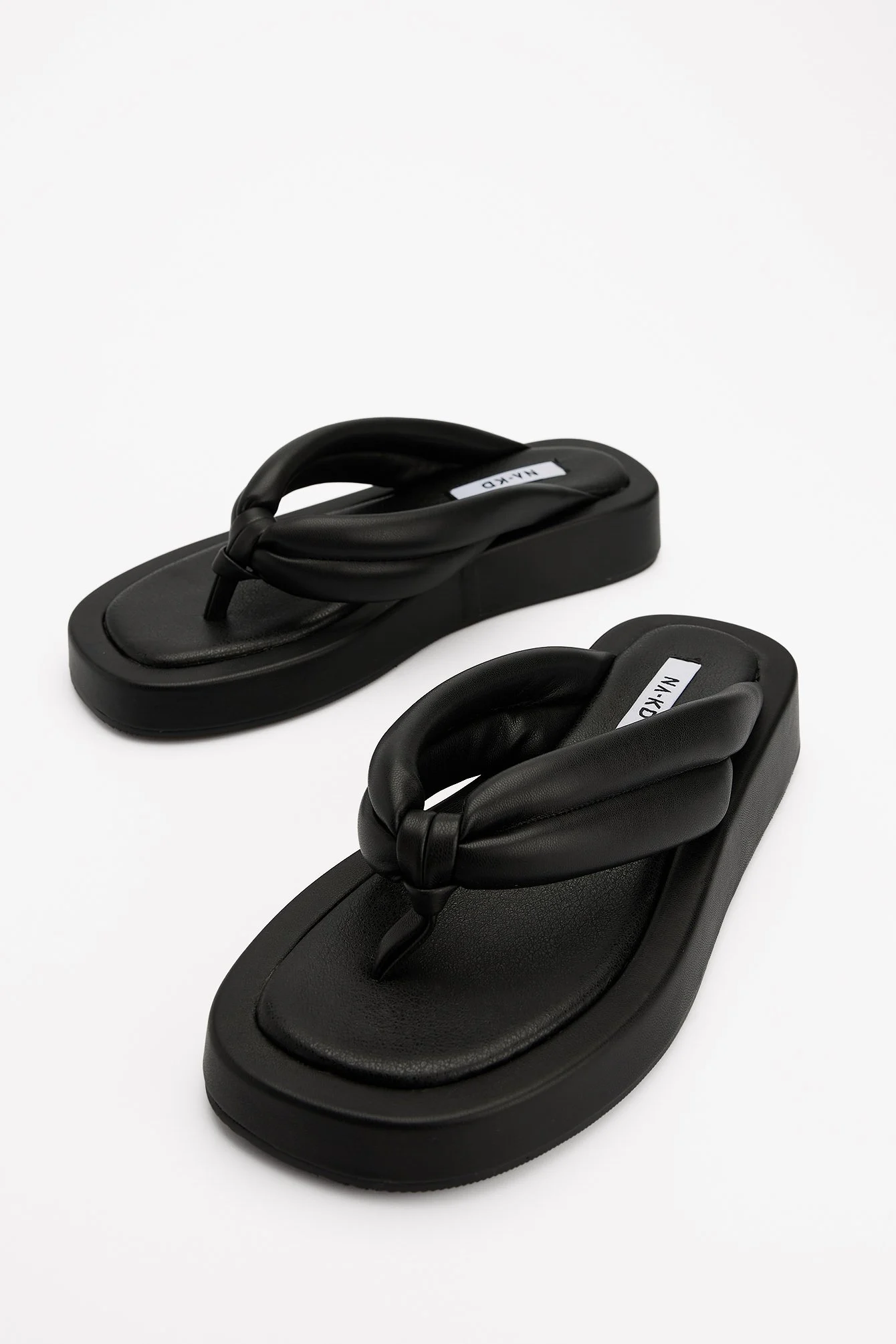 Gesteppte Sandalen