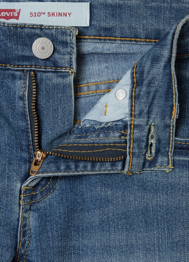 Calça jeans skinny Levi's 510 com elastano