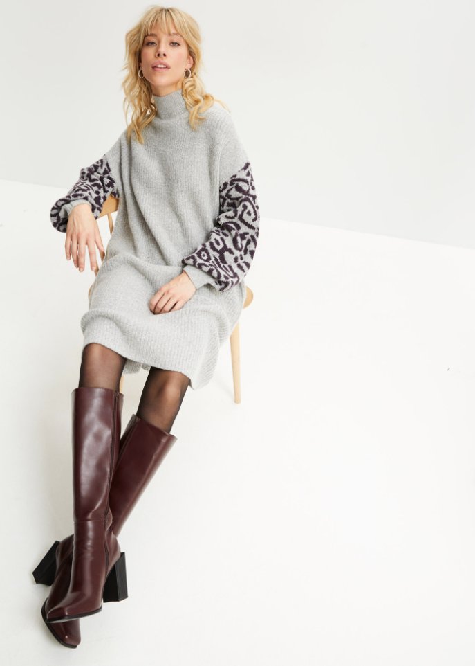 Oversized Strickkleid mit Leomuster