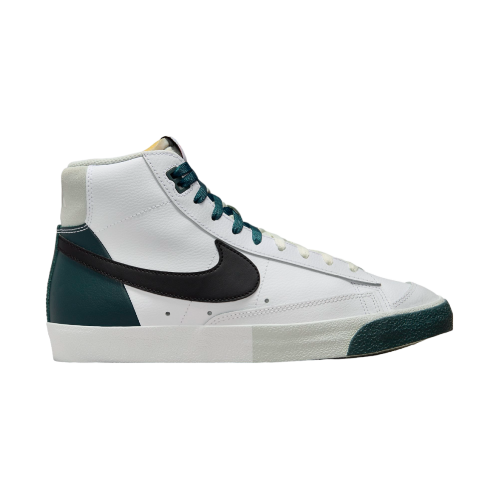 Nike BLAZER MID 77 PREMIUM FB8889-100 / weiss