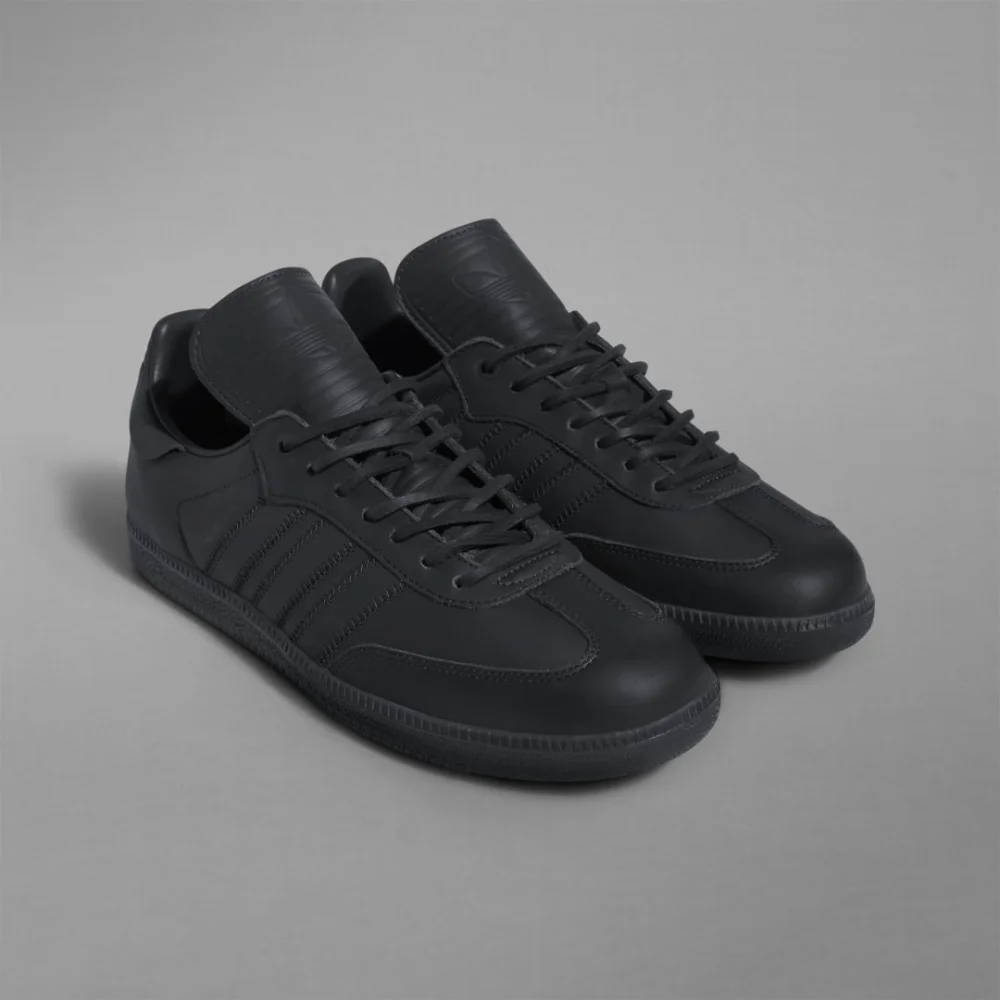 adidas Humanrace Samba x IE7291 / grau