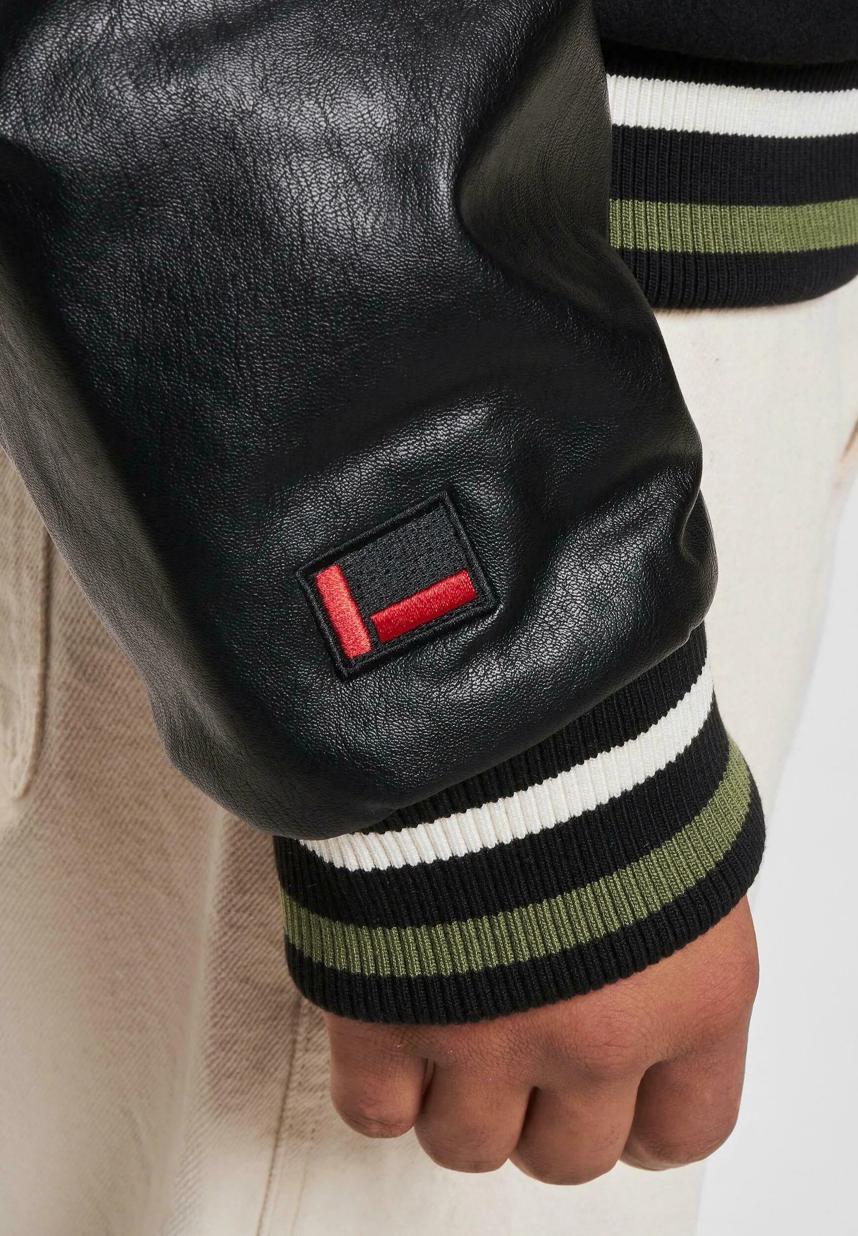 Chaqueta bomber universitaria unisex Fubu