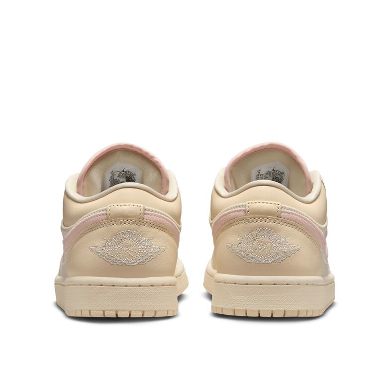 JORDAN Wmns Air Jordan 1 Low 
