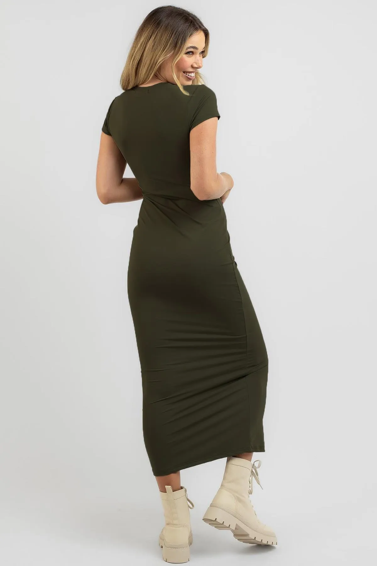 Madmext  Khakifarbenes Basic-Halbfischer-Langkleid MG1856