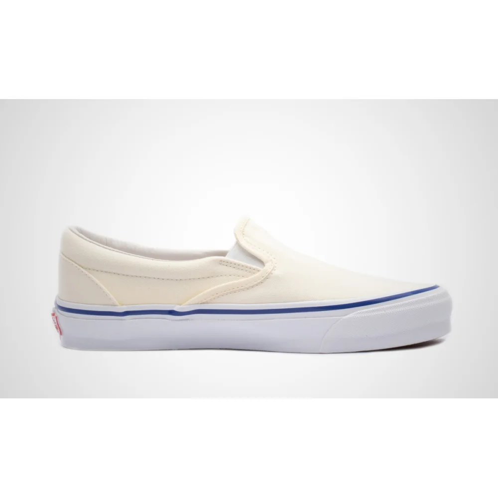 Vans OG Classic Slip On LX VN0A45JK0RD1 / weiss