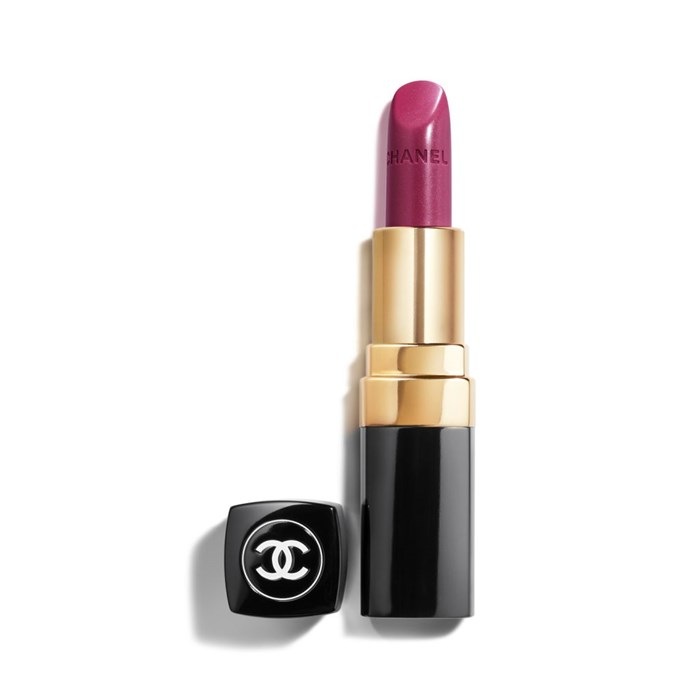 DER LIPPENSTIFT MIT KONTINUIERLICHER FEUCHTIGKEITSWIRKUNG