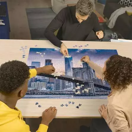 Puzzle 2000 Teile - Von Brooklyn nach Manhatten