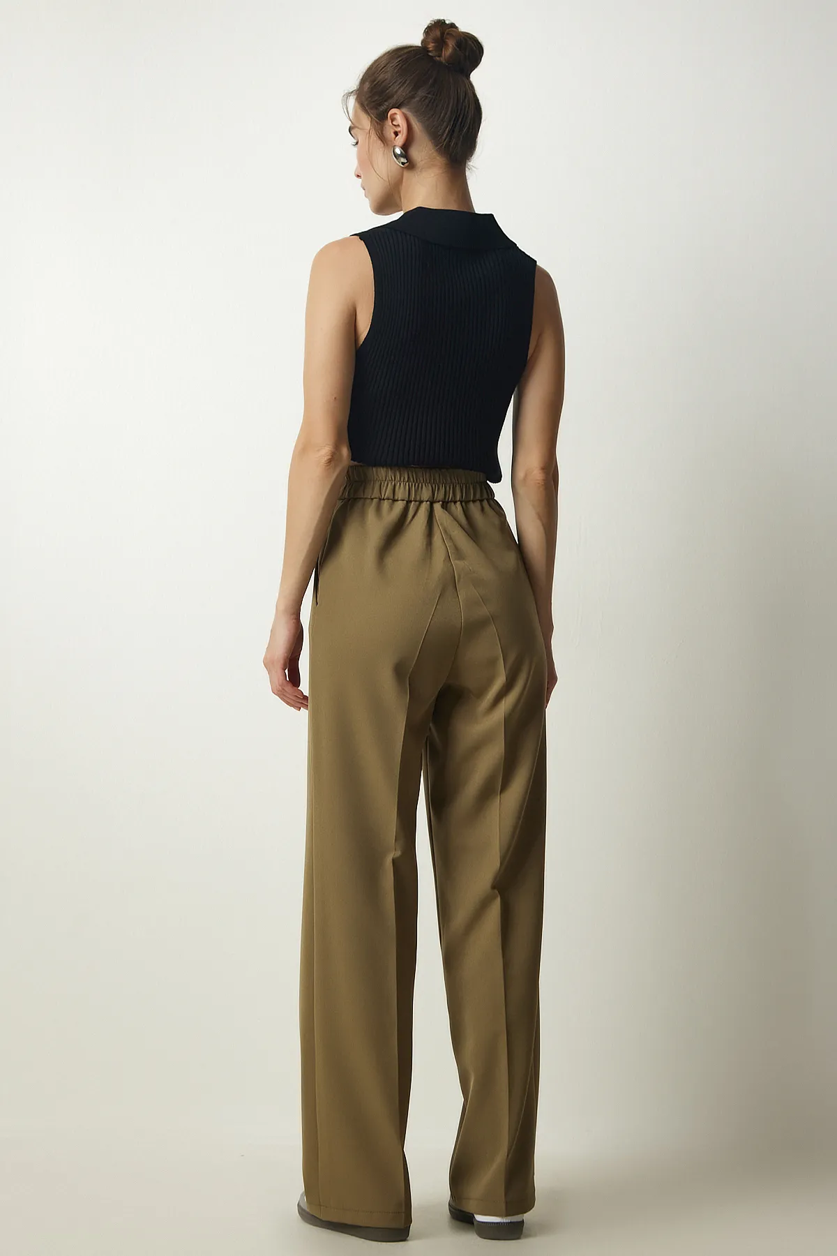 Happiness İstanbul  Khakifarbene Palazzo-Hose mit Taschen für Damen DW00001