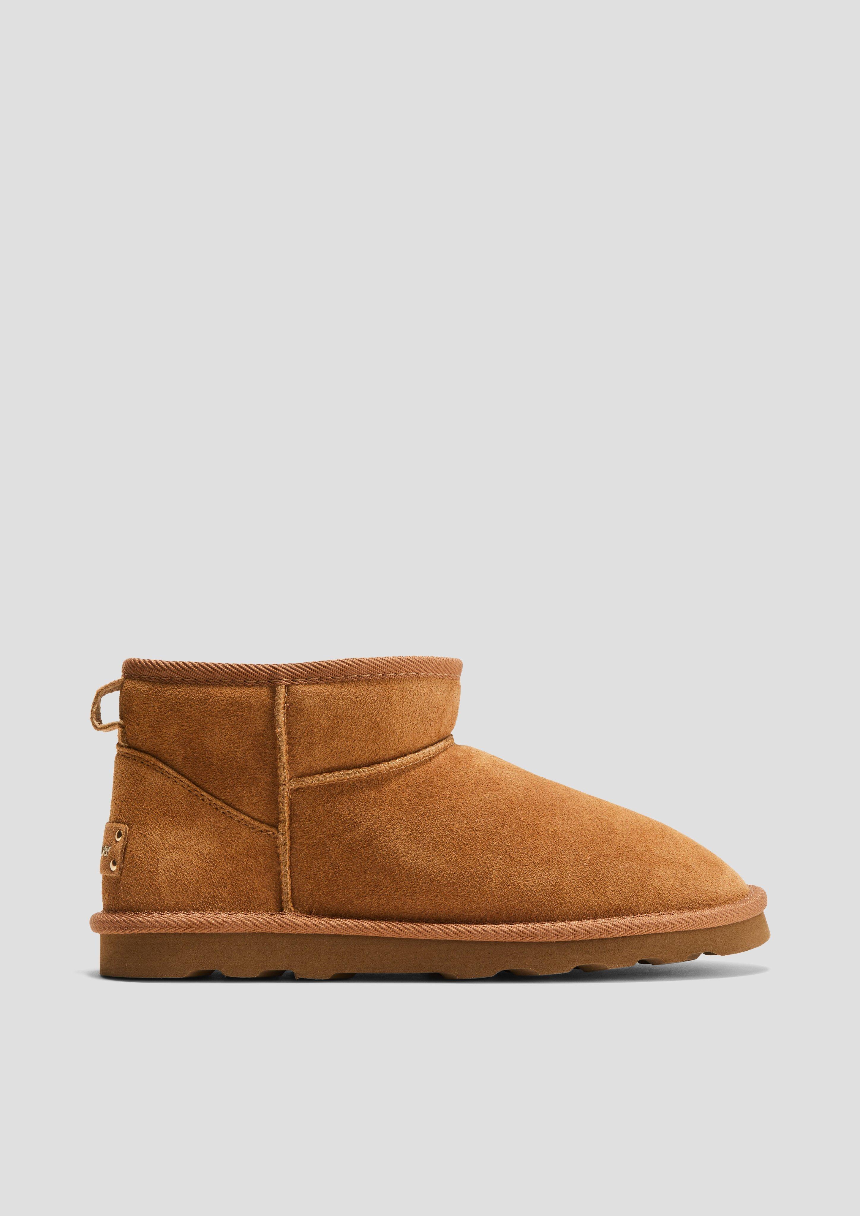 Flache Stiefel aus Leder  6008583-305