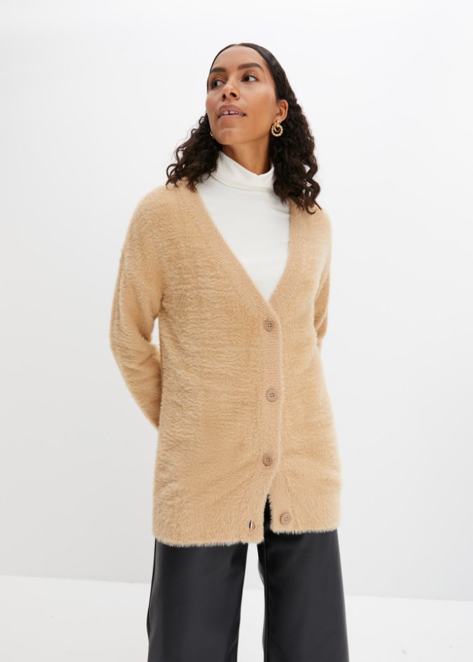Flauschige Strickjacke