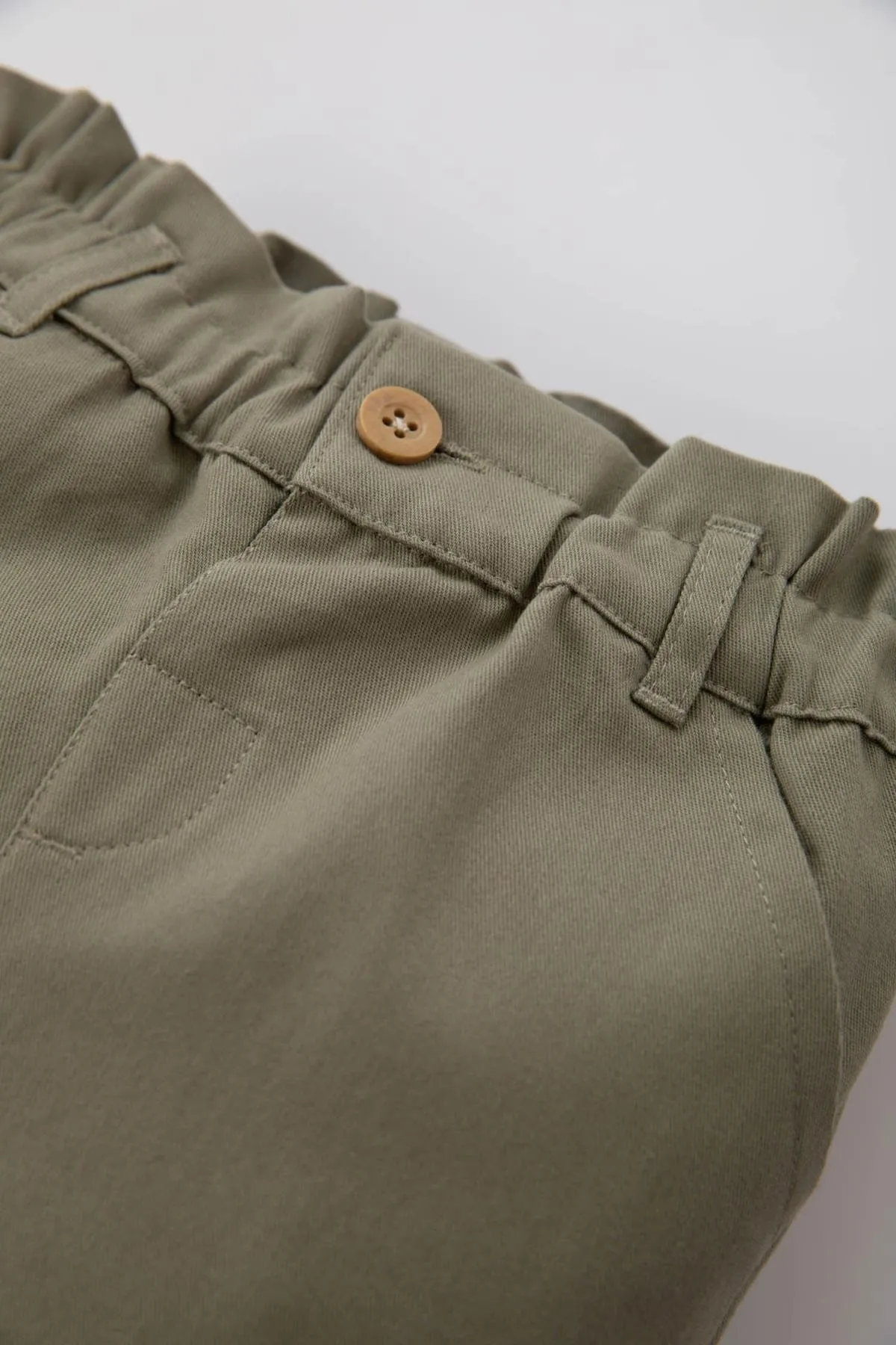 DeFacto  Baby-Mädchen-Hose aus Gabardine mit normaler Passform