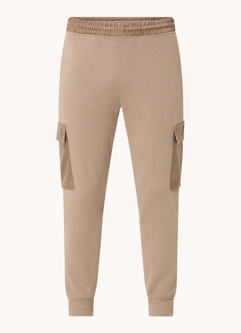 Pantaloni de trening HUGO BOSS slim fit cu buzunare cu clapă