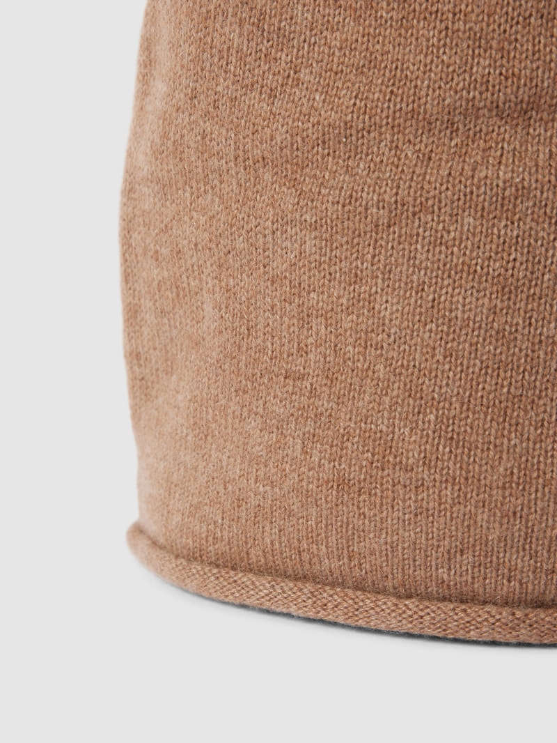 Strickmütze aus Kaschmir in camel meliert