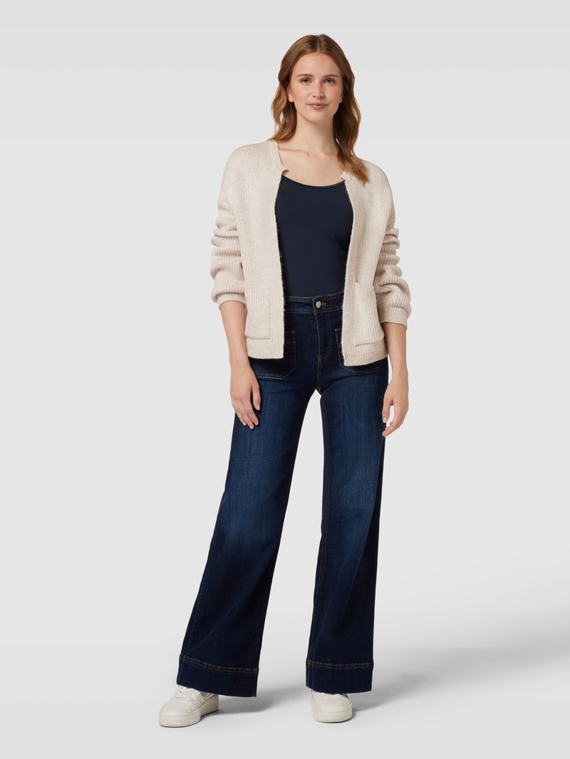Cardigan mit seitlichen Taschen in beige