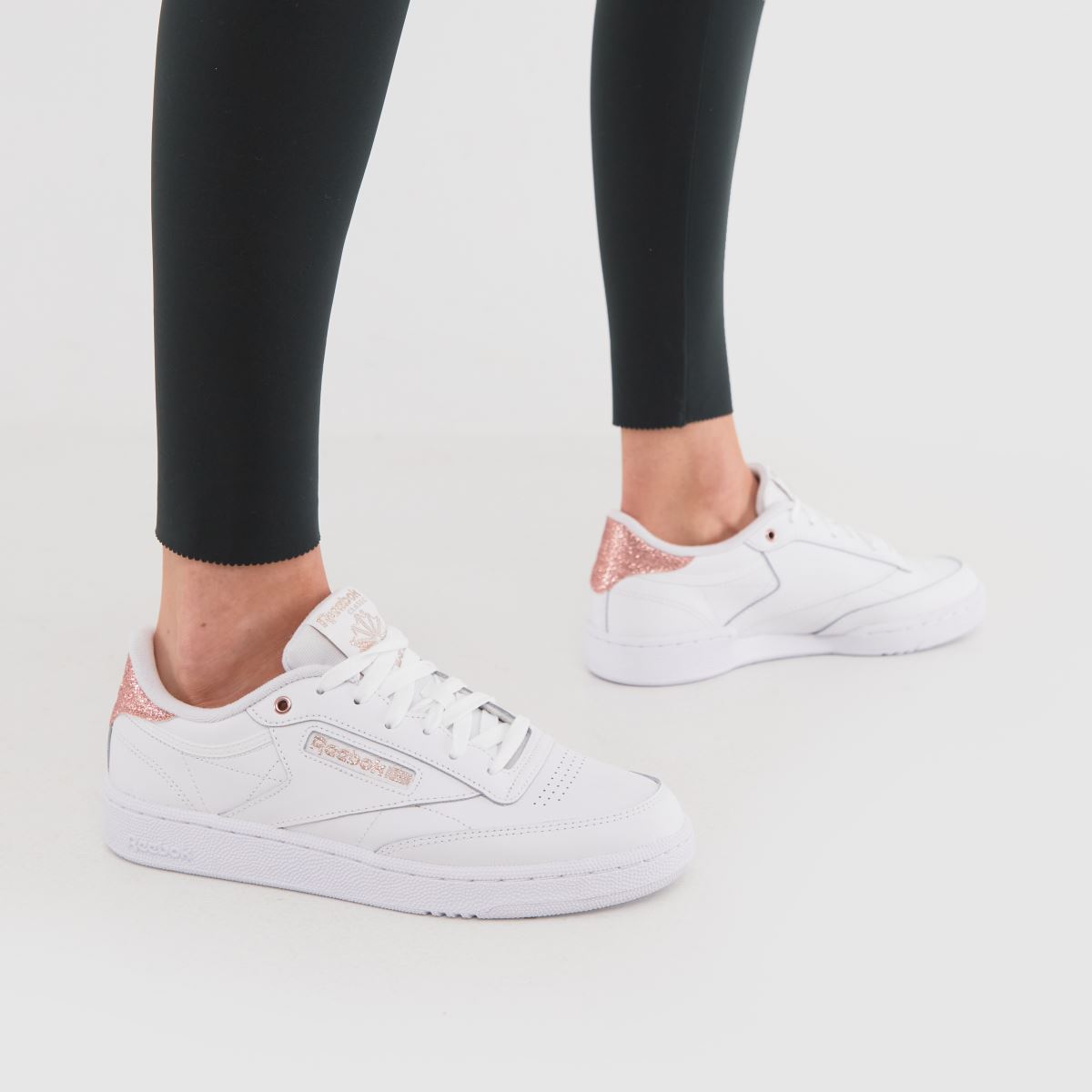 Tenisky Reebok Club C 85 v bílé a zlaté barvě