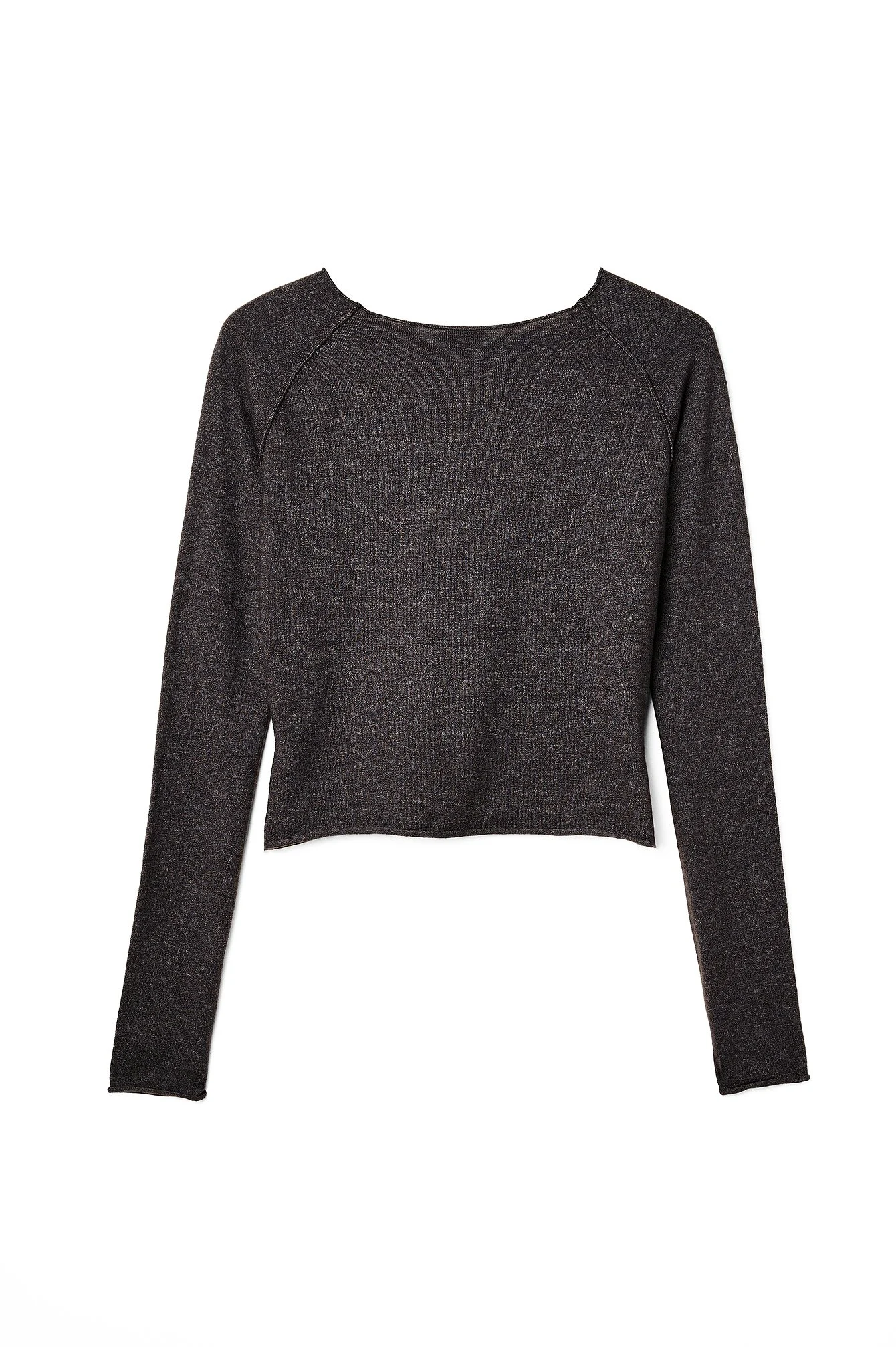 Dünngestrickter Pullover mit grobem Saum