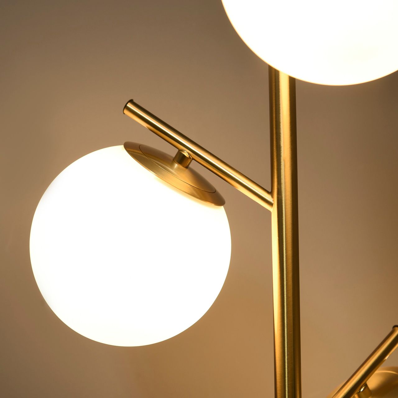HOMCOM Stehleuchte, Stehlampe, 40 W Standlampe mit E27 Fassung exkl. Glühbirne