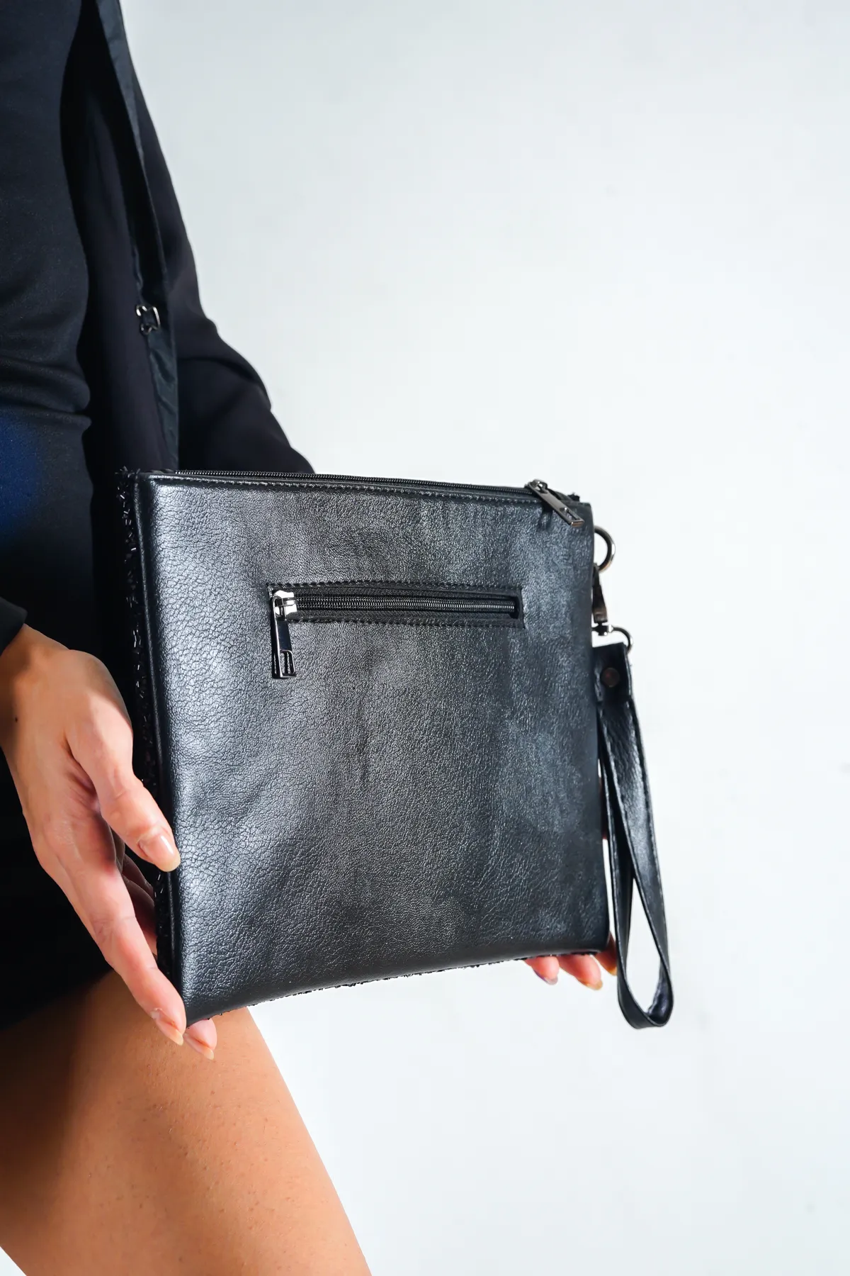 Capone Outfitters  Capone Paris Schwarze Damen-Clutch