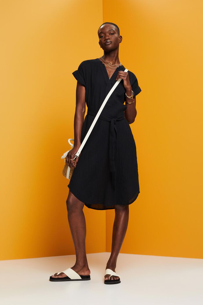 Midikleid in Knitteroptik mit Gürtel