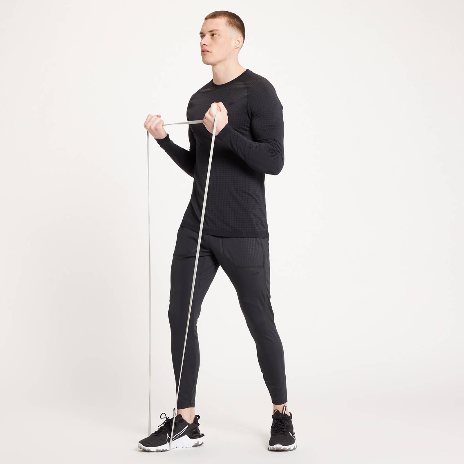 Haut sans coutures à manches longues MP Tempo Ultra pour hommes – Noir